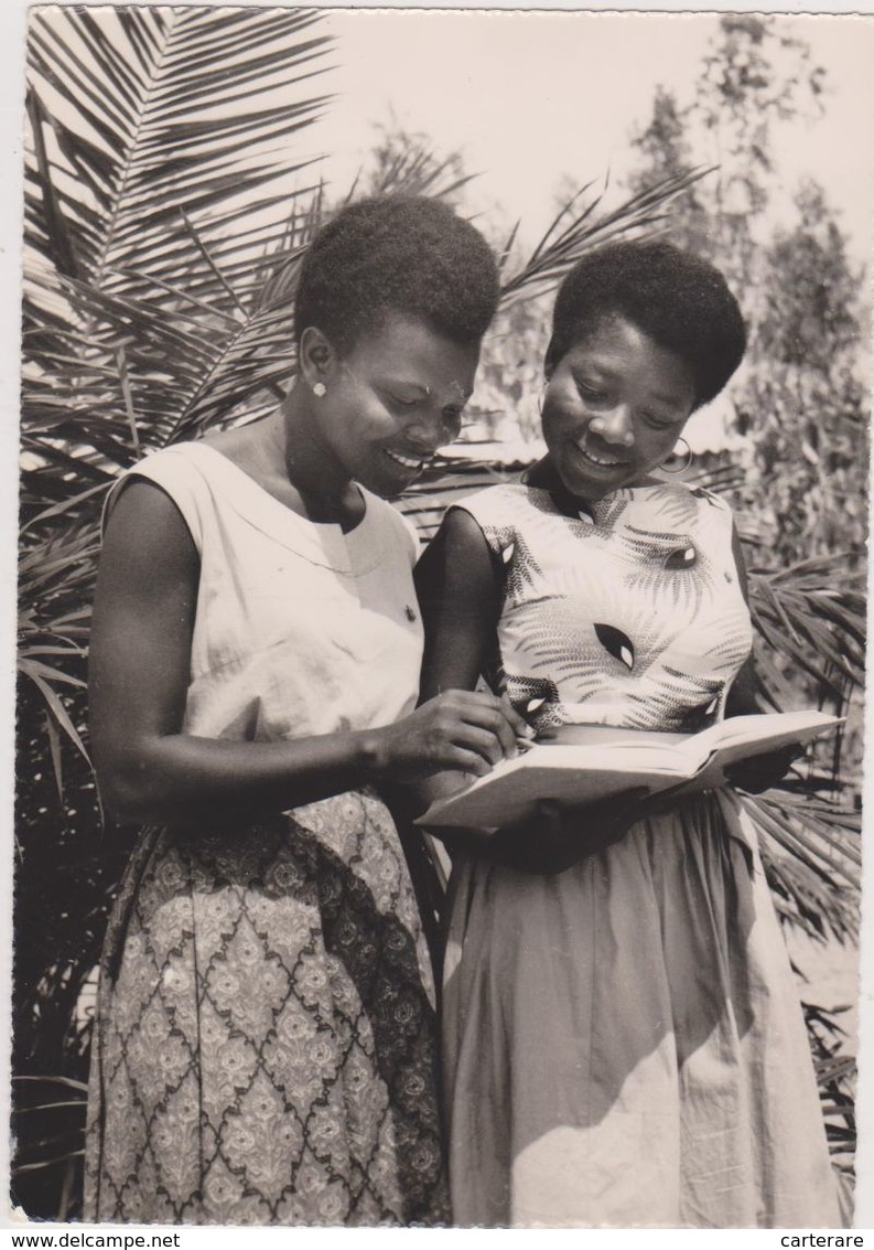 étudiante Dahomey,soeurs Missionnaires De N D  Des Apotres,vénissieux Rhone,rare,mama Future,femme,soeur,CARTE PHOTO - Benín