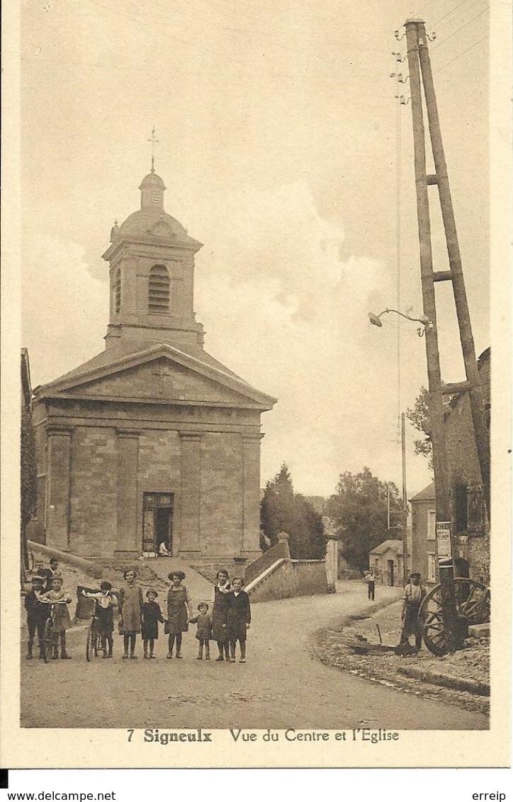 7 Signeulx Vue Du Centre Et L'eglise - Musson