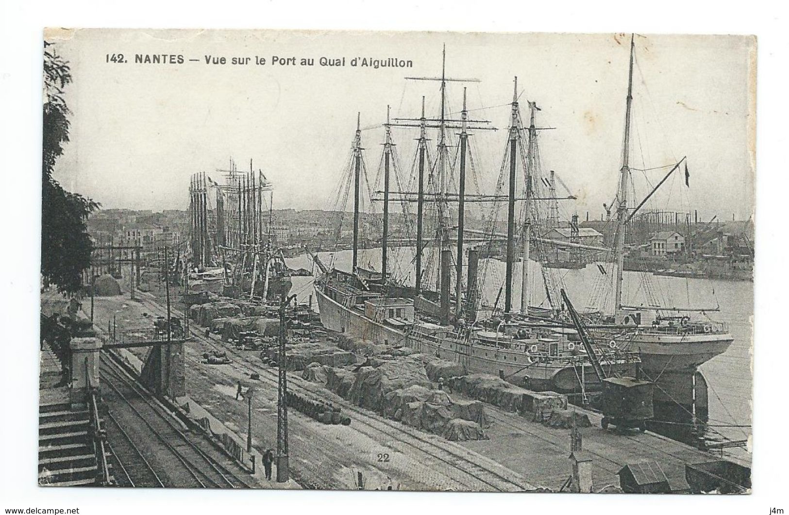 44/ LOIRE ATLANTIQUE..NANTES. Vue Sue Le Port Au Quai D'Aiguillon - Nantes