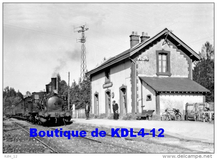 AL 520 - Train MV - Loco 030 N° 692 En Gare - LA FERTE FRENEL ANCEINS - Orne  61 - ETAT - Other & Unclassified