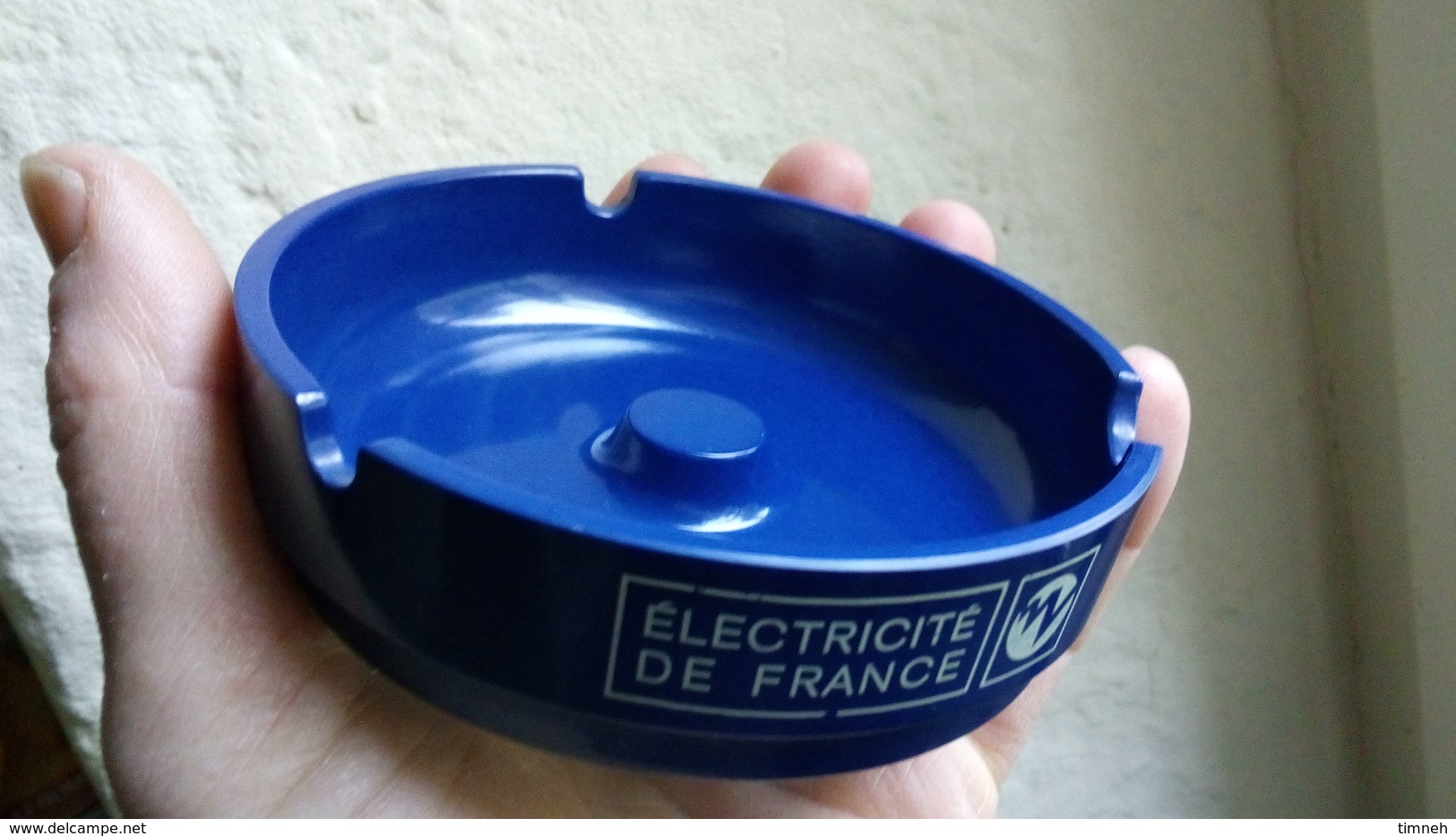 CENDRIER ELECTRICITE DE FRANCE - PLASTIQUE BLEU 9cm - Sérigraphie EDF Electricité De France - Asbakken