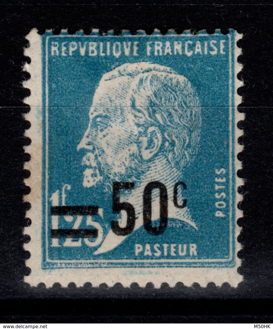 Pasteur YV 222 N* Forte Charnière Cote 3 Eur - Neufs