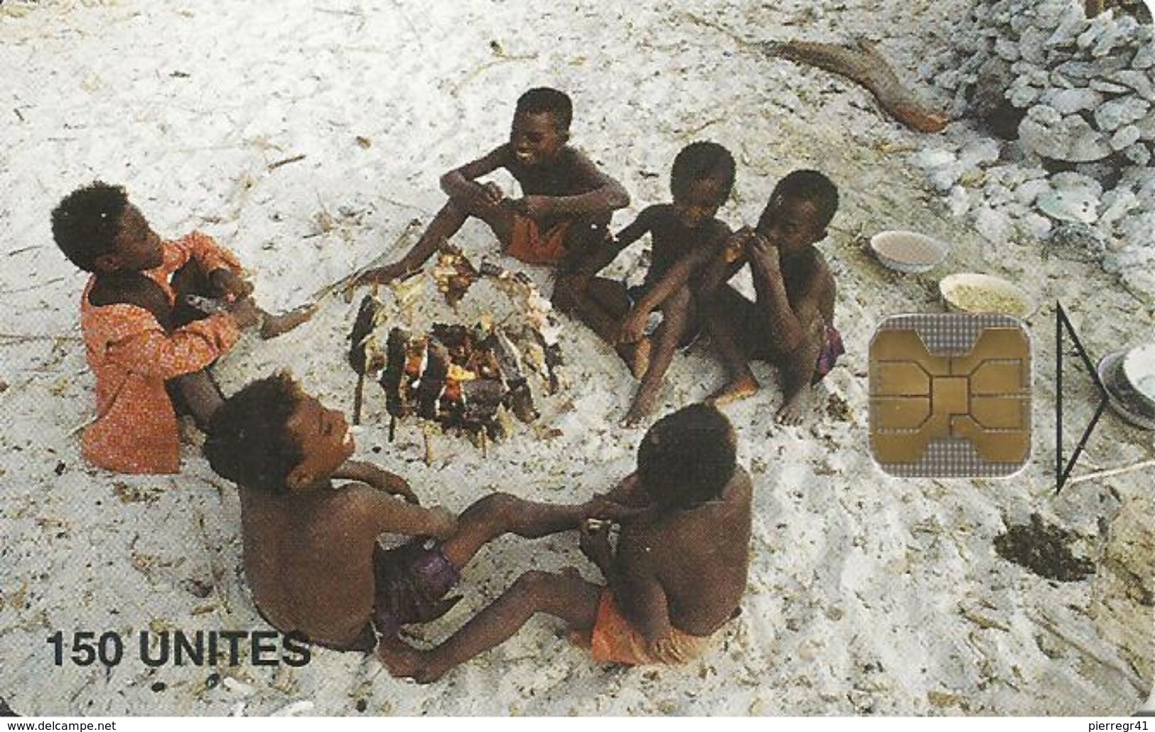 CARTE-PUCE-150U--OB2-MADAGASCAR-ENFANTS DE PECHEURS-50000Ex-UTILISE-TBE-LUXE - Madagascar