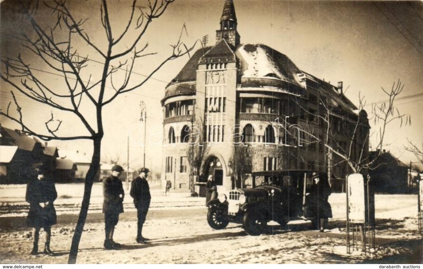 T2 1929 Budapest XIX. Kispest,Rend?rkapitányság, Automobil. Photo - Ohne Zuordnung