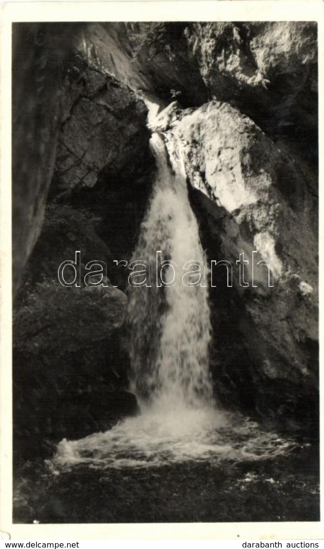 T2 Gyilkos-tó, Lacul Rosu; Vízesés, Andory Aladics Zoltán Felvétele / Lake, Waterfall - Ohne Zuordnung