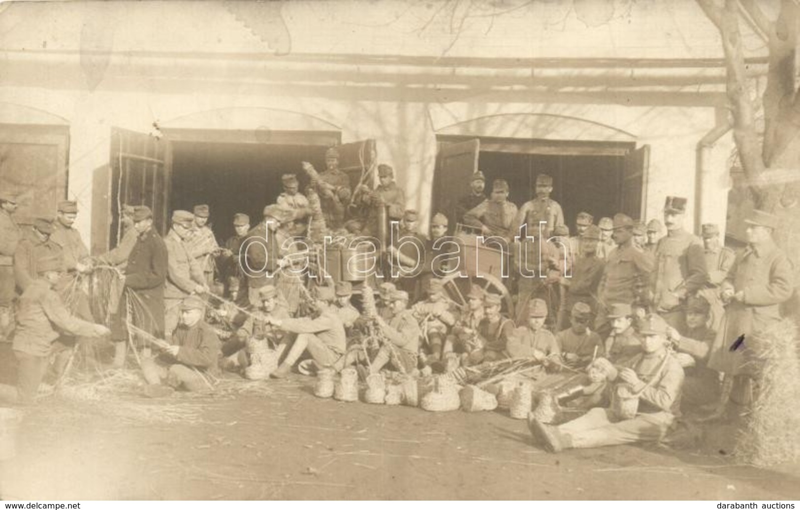 ** T2 Osztrák-magyar Katonák A Fronton Kötélgyártás Közben / WWI K.u.K. Soldiers At The Front During Rope Manufacturing. - Ohne Zuordnung