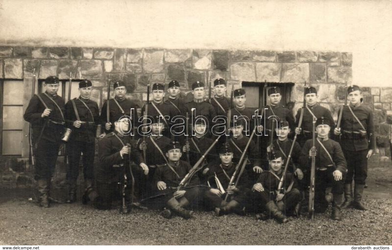 * T2/T3 Osztrák-magyar Katonák Csoportképe / Austro-Hungarian K.u.K. Military, Soldiers Group Photo (fa) - Ohne Zuordnung