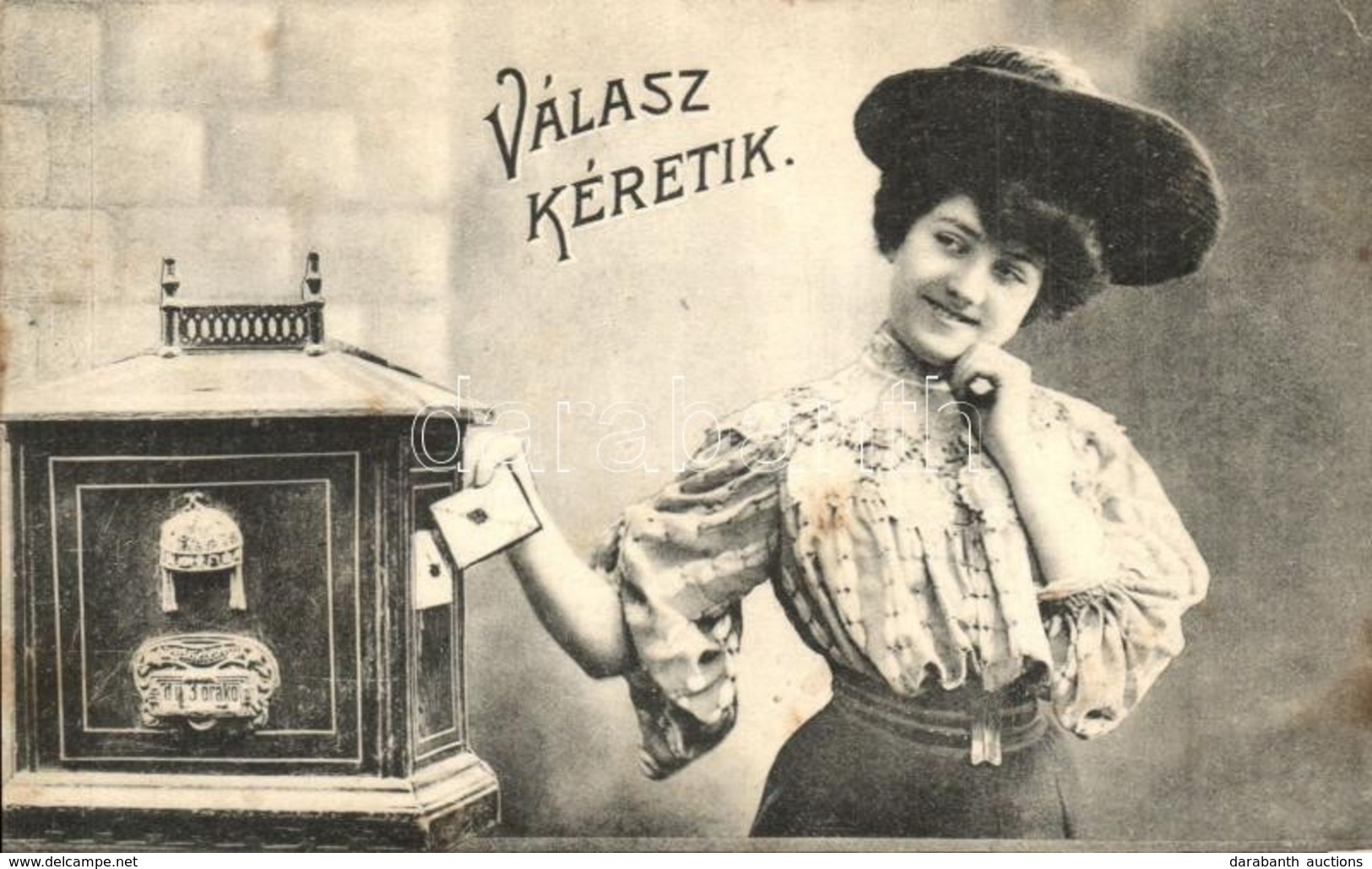 T2/T3 Válasz Kéretik / Lady With Letter And Mail Box. Greeting Card  (fl) - Zonder Classificatie