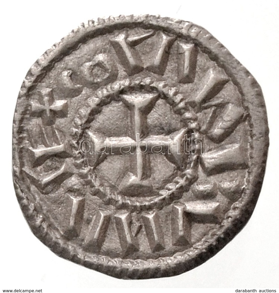 1095-1116. Denár Ag 'Kálmán' (0,46g) T:1-,2  
Hungary 1095-1116. Denar Ag 'Coloman' (0,46g) C:AU,XF
Huszár: 37., Unger I - Ohne Zuordnung