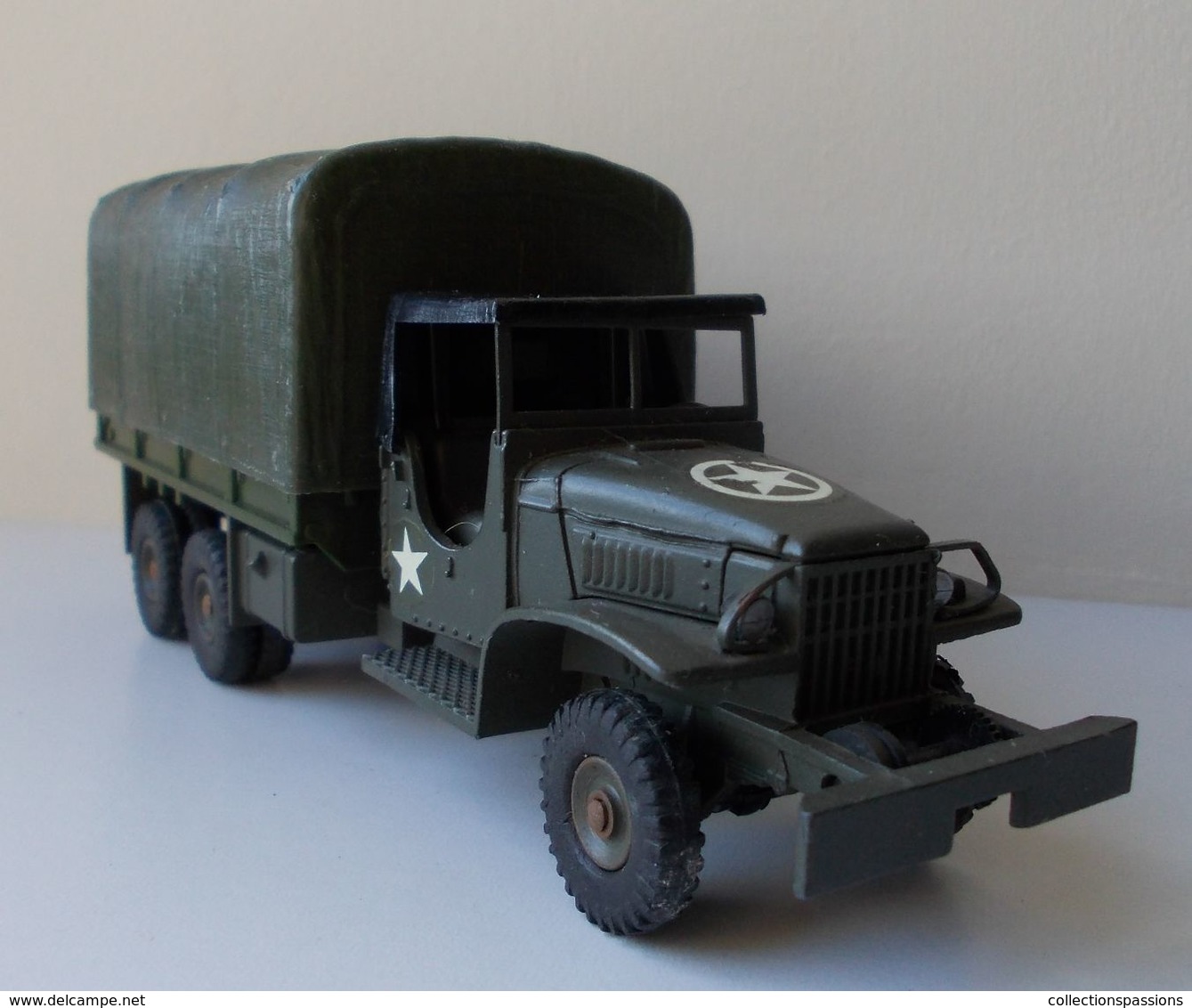 - Camion Militaire - GMC CCKW 353 - Dinky Toys. Meccano - - Militaria