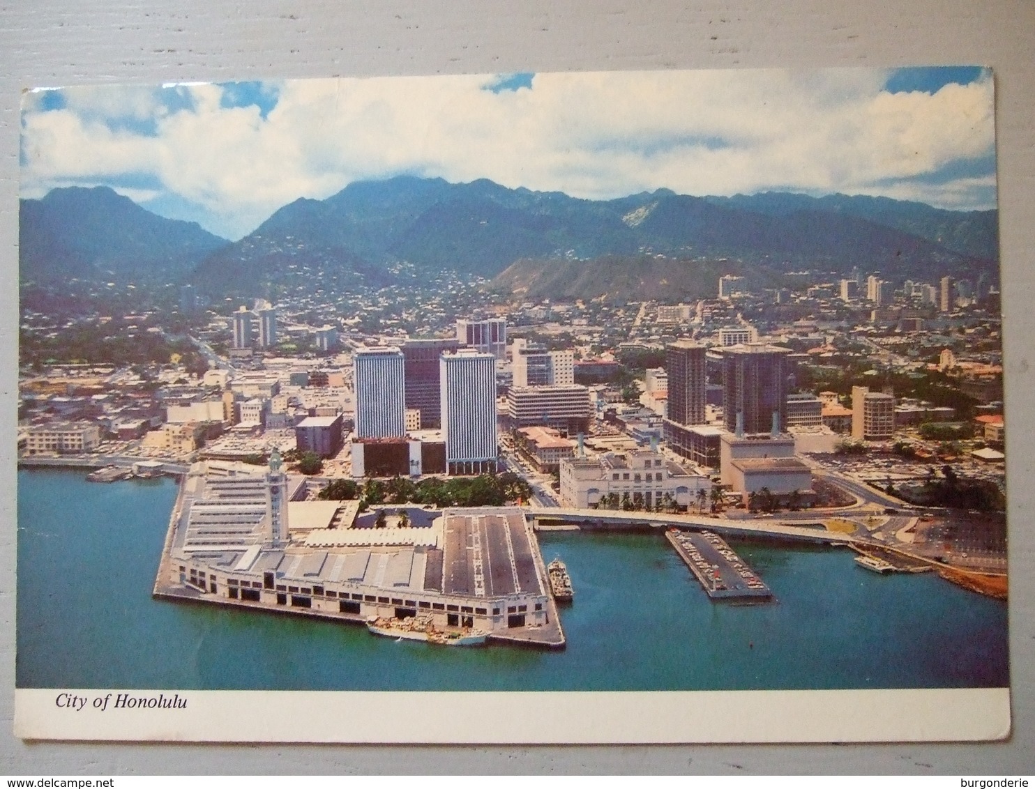 CITY OF HONOLULU / AERIENNE - Honolulu