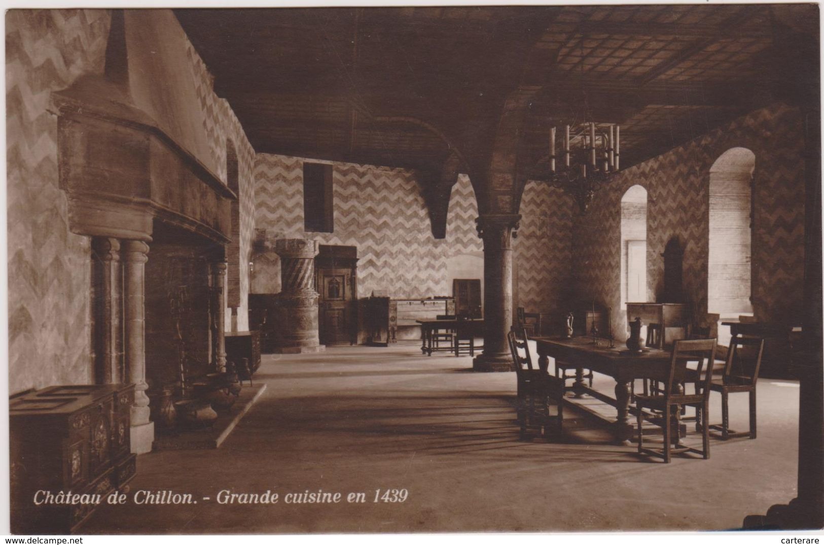 SUISSE,HELVETIA,SWISS,SCHWEIZ,SVIZZERA,SWITZERLAND ,VAUD,chateau De Chillon,veytaux,Montreux ,,salle Des  Chevaliers - Montreux