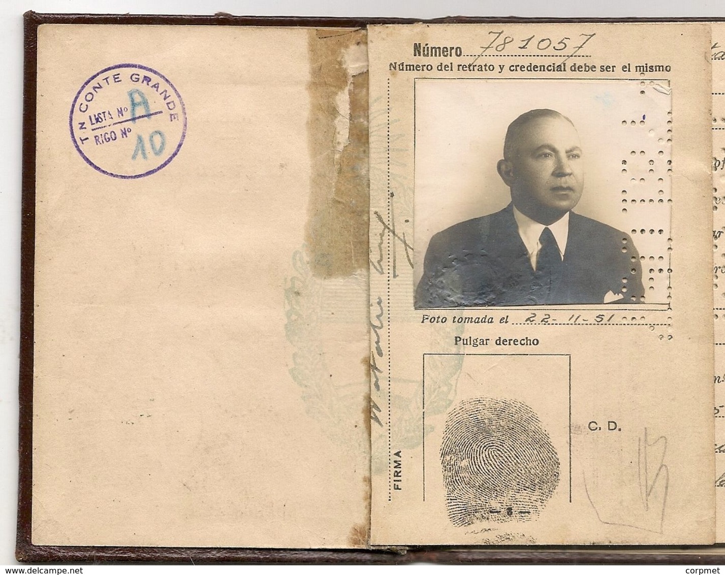 ARGENTINA 1951 PASSPORT- PASSEPORT -multiple VISAS And STAMPS - UK - ISRAEL - BELGIQUE - FRANCE - NEDERLANDS - SWEDEN - Historical Documents