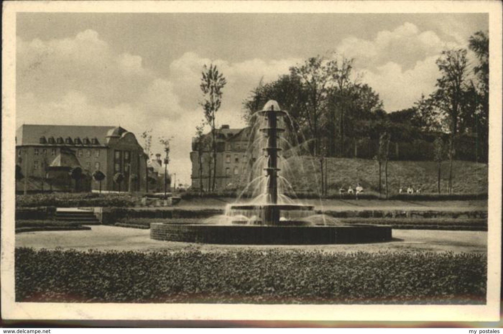 41239306 Glauchau Brunnen Oswald Seyfert-Park Glauchau - Glauchau