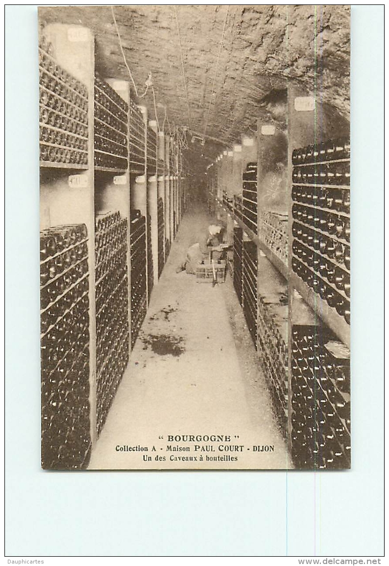 Dijon : 9 CPA Maison Paul Court, Viticulteur à Dijon. TBE.  18 Scans.