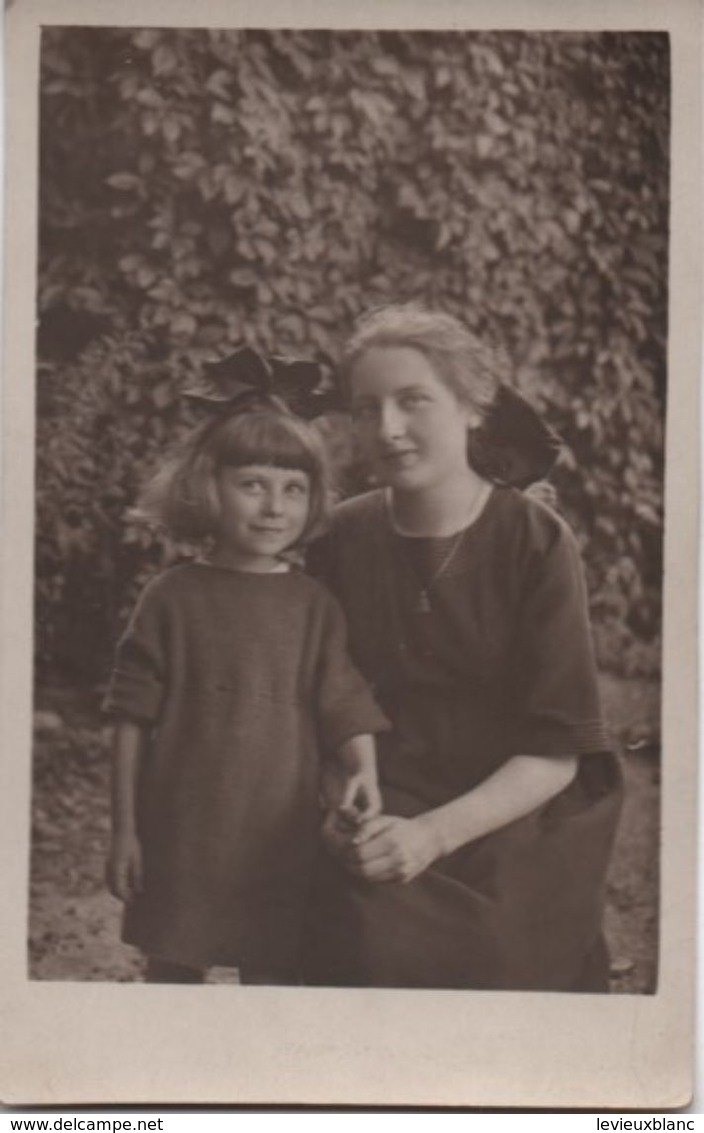 Photo-Carte Postale/Adolescente Et Fillette/1921       PHOTN357 - Lieux