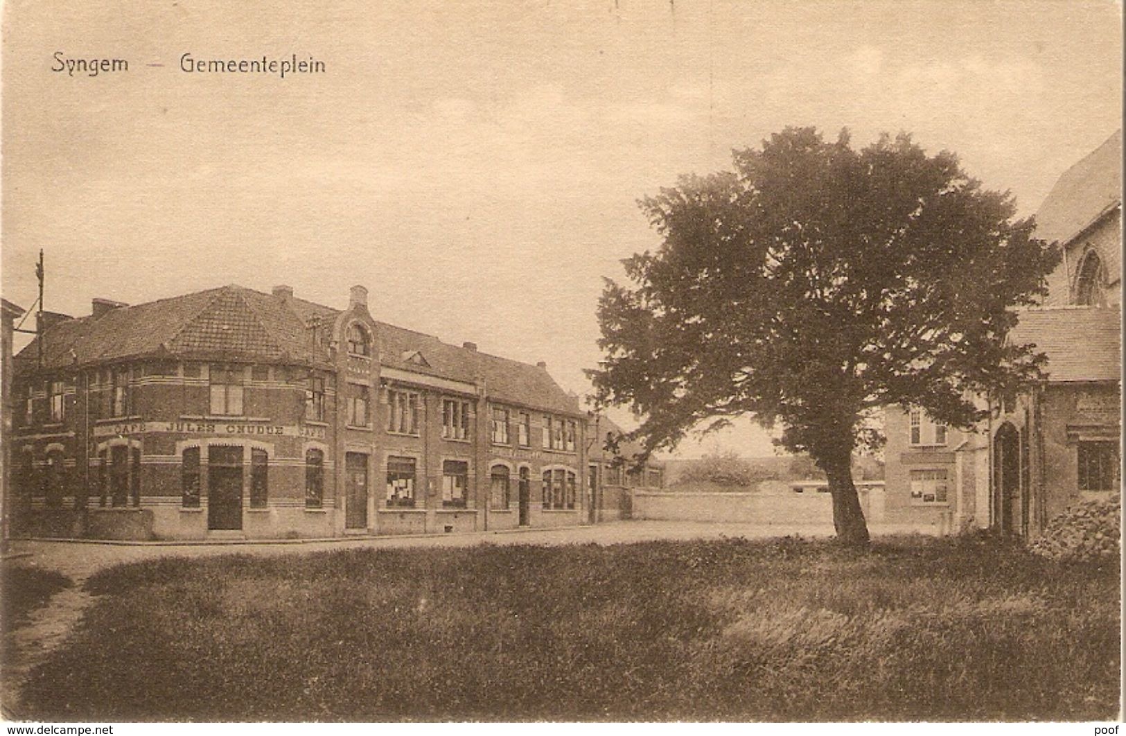 Syngem / Zingem : Gemeenteplein Met Café Jule Cnudde - Zingem