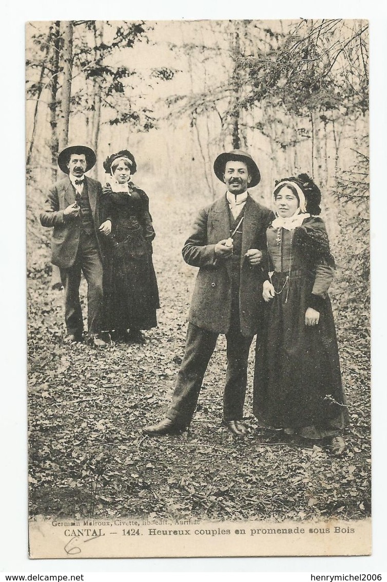 15 Cantal Heureux Couples En Promenade Sous Bois écrite De Laveissière - Other & Unclassified