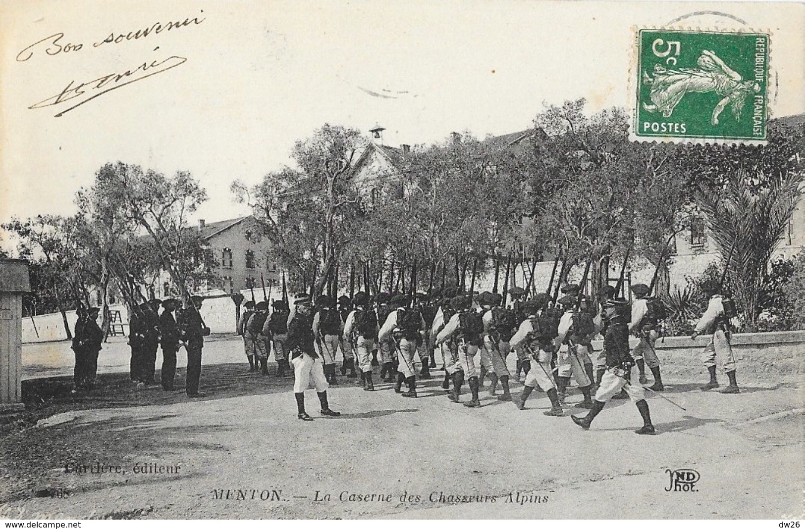 Menton - La Caserne Des Chasseurs Alpins - Edition Carrière - Carte ND Phot. - Casernes