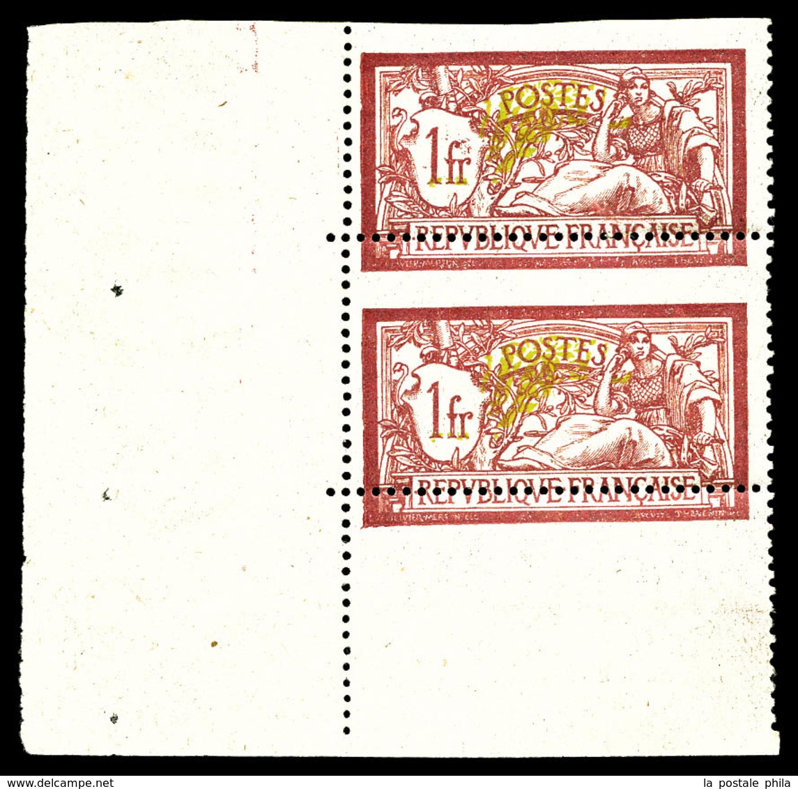 ** N°121, 1f Merson, Piquage à Cheval + Centre Décalé Sur Paire Coin De Feuille (1ex*). SUP (certificat)   Qualité: ** - Unused Stamps