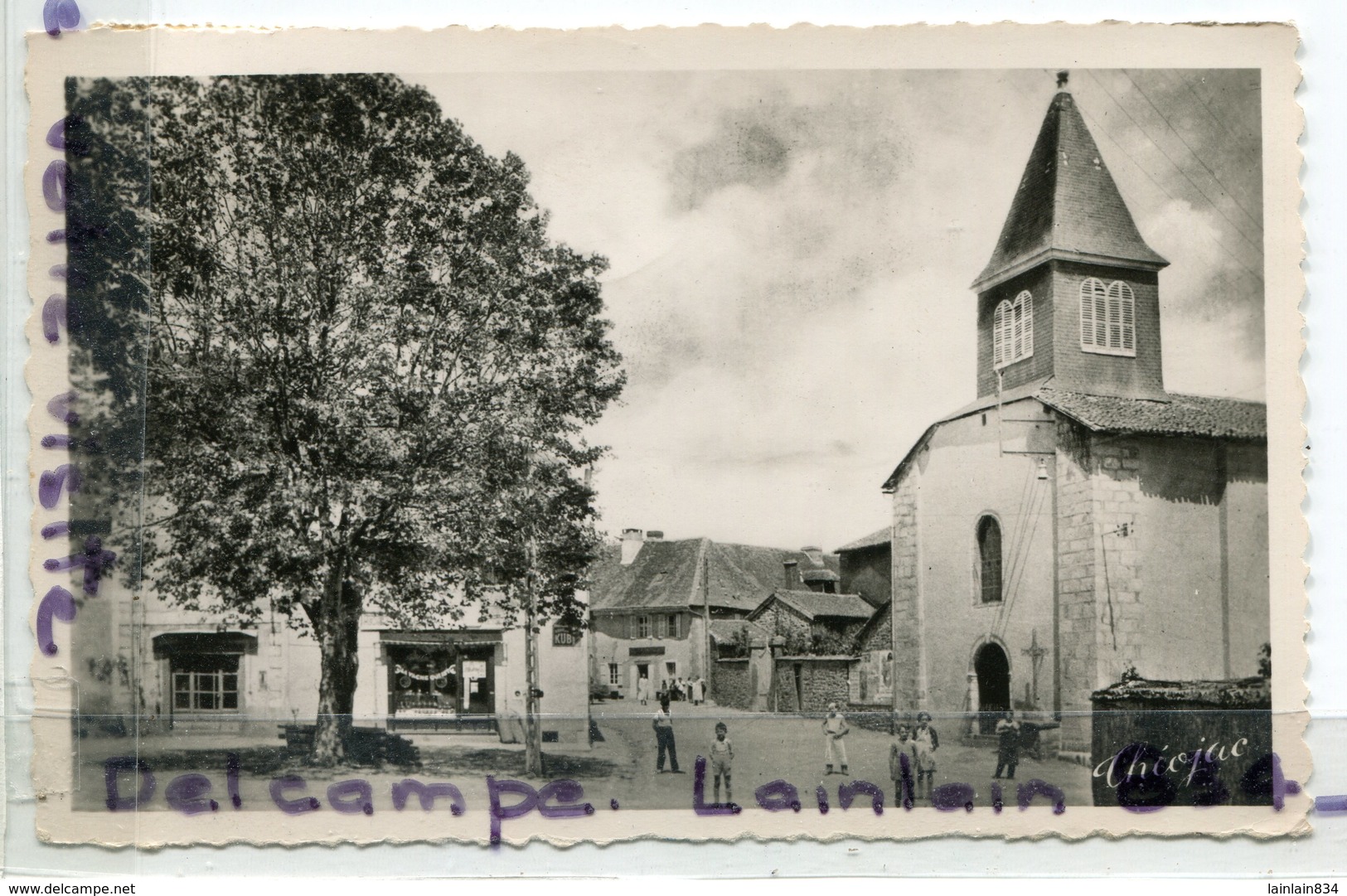 - LA MEYZE - ( Hte-Vienne ), Place De L'Eglise, Petit Format, Glacée, Animation, Coins Ok, écrite, 1956, TBE, Scans. - Autres & Non Classés