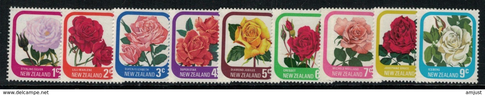 Nouvelle Zélande // New Zealand // 1975-1979 // Roses Série  Y&T 645-653 (sans Gomme) - Neufs