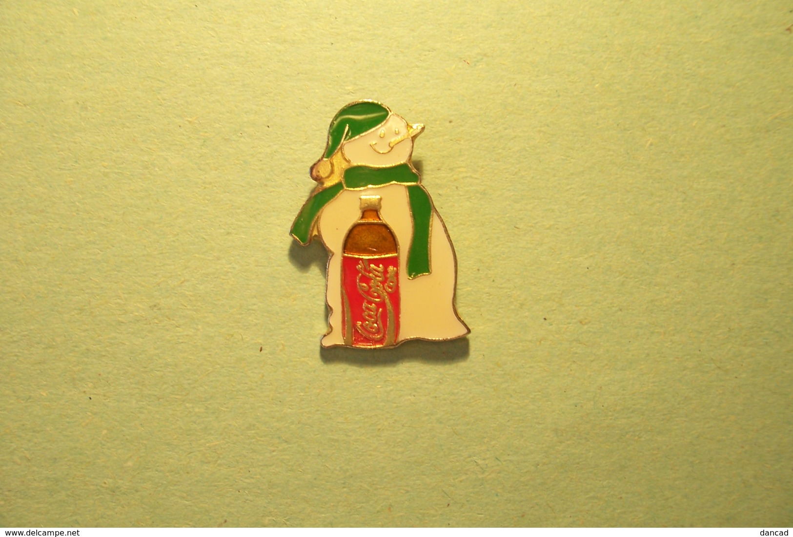 PIN'S   -  COCA - COLA  -BONHOMME DE NEIGE   - - Coca-Cola