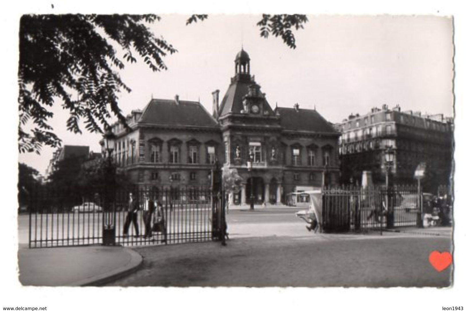 21393-LE-75-PARIS-La Mairie Du 19e Arrondissement-----------animée - Arrondissement: 19