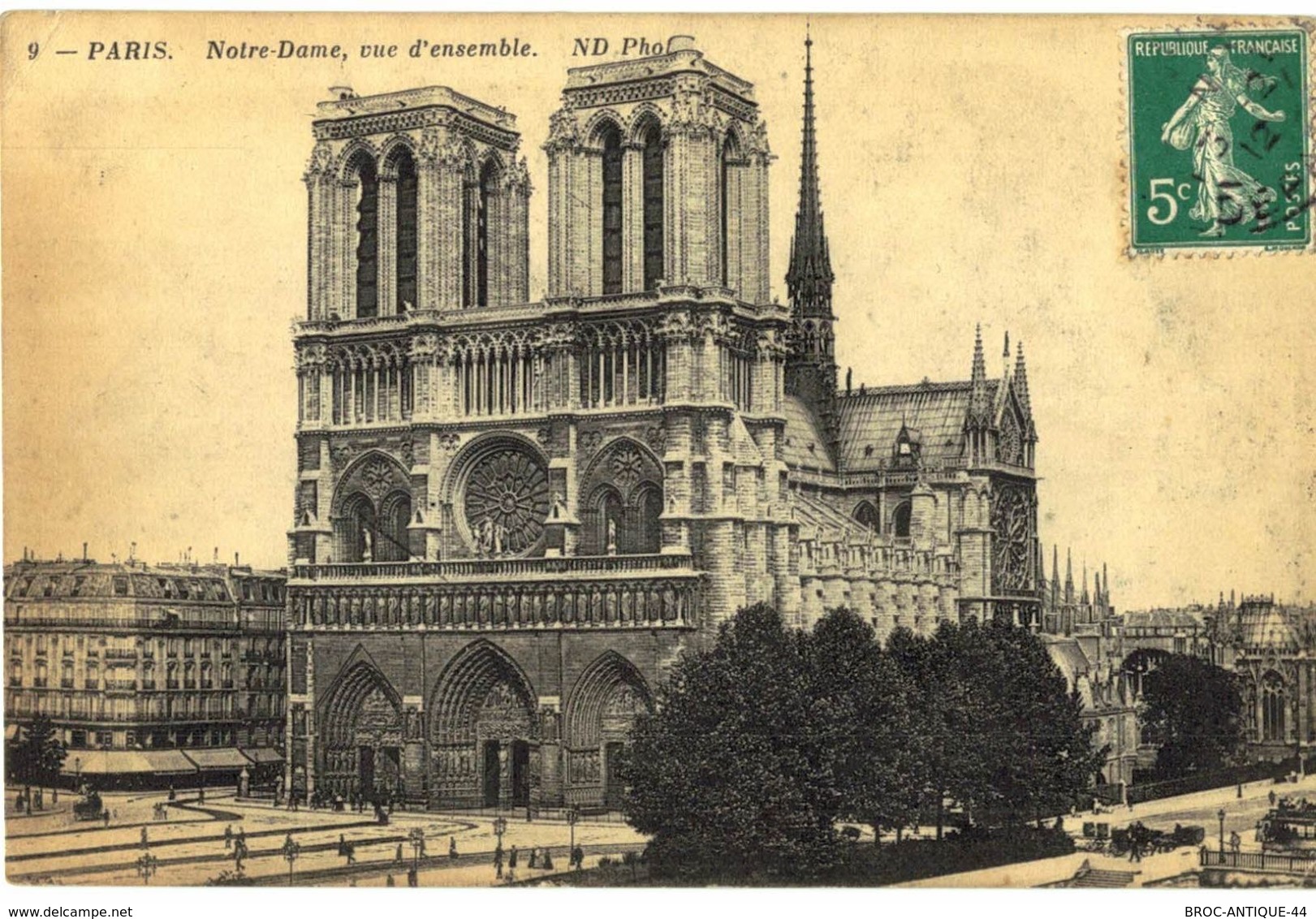 LOT N°435 - LOT DE + 200 CARTES DE NOTRE DAME DE PARIS - " LES ANCIENNES "