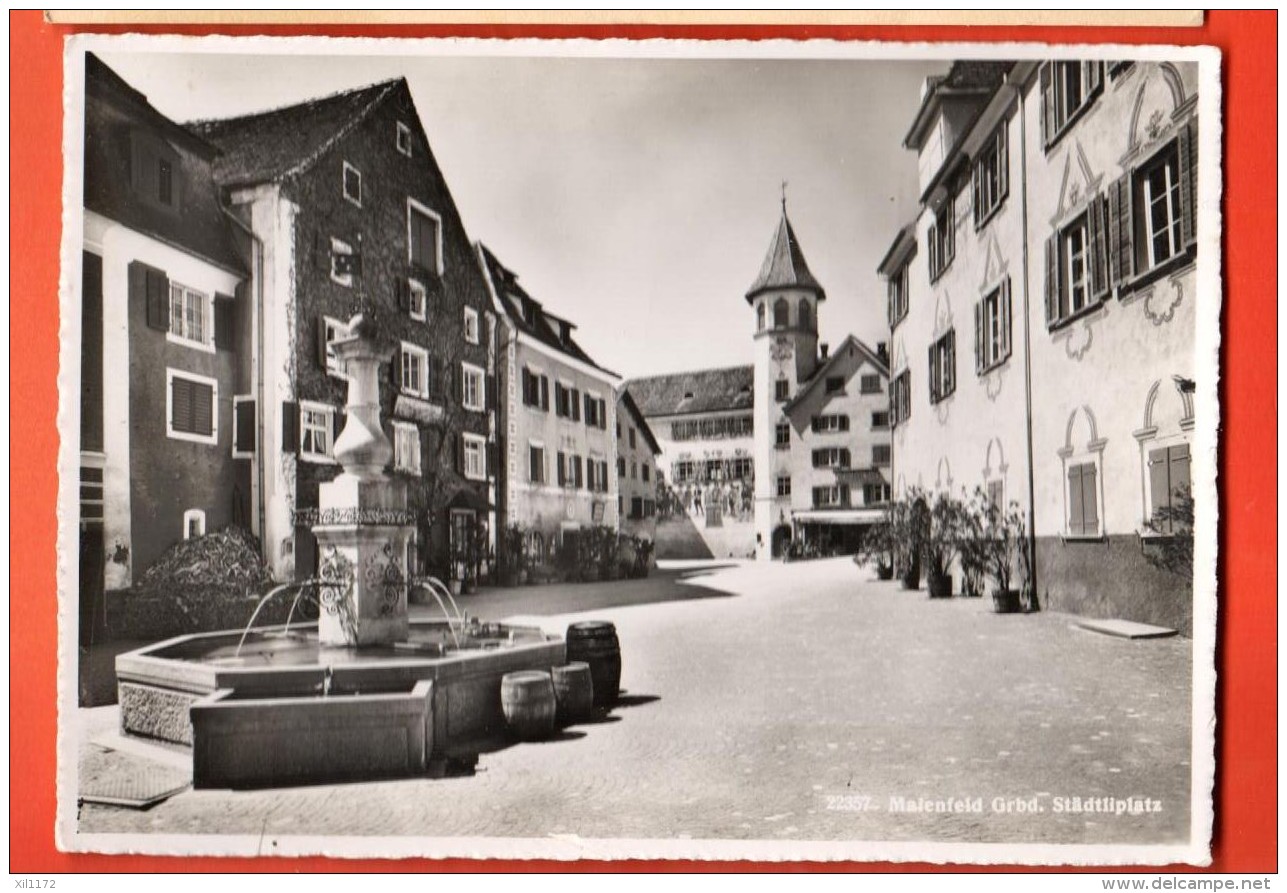 GBQ-41 Maienfeld Städtliplatz. Brunnen. Gross Format.  Nicht Gelaufen - Maienfeld