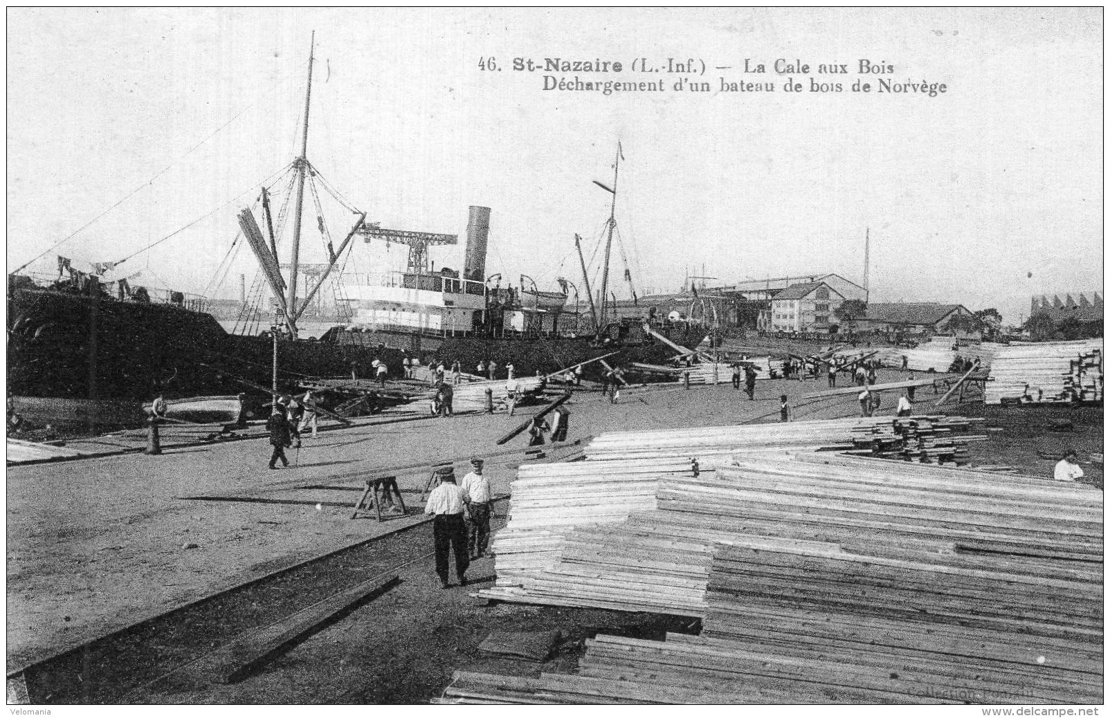 V12644 Cpa 44 Saint Nazaire - La Cale Aux Bois, Déchargement D'un Bateau De Bois De Norvège - Saint Nazaire