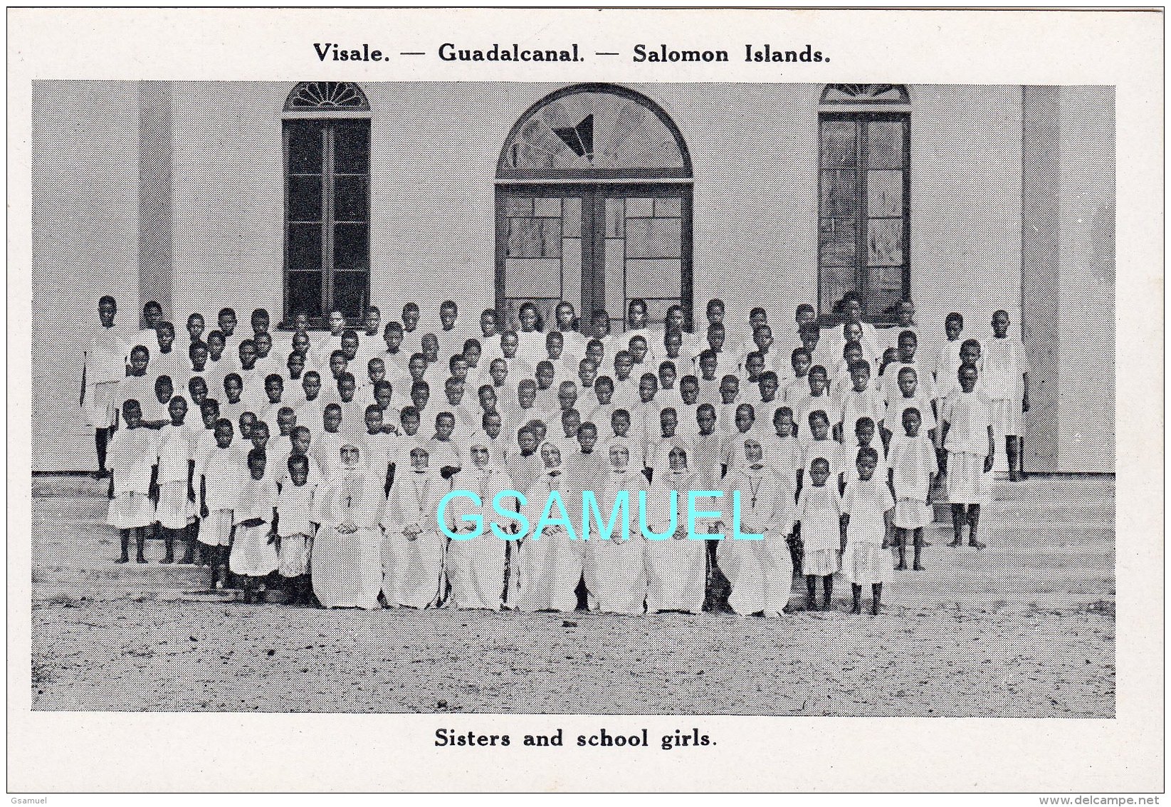 Oceanie, Visale. - Guadalcanal. - Salomon Islands. Sisters And Scool Girls - (voir Scan). - Salomon