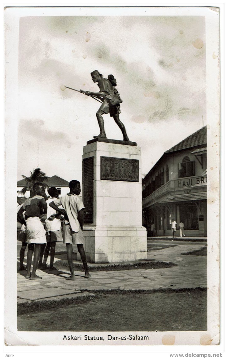 Askari  Statue   Dar Es SALaam  1955 - Kenya