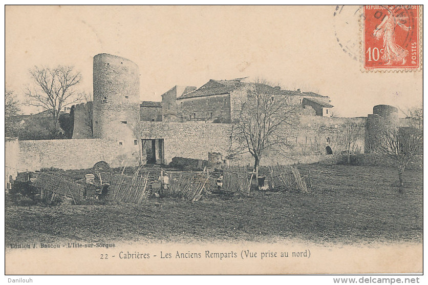 84 // CABRIERES  Les Anciens Ramparts, Vue Prise Au Nord  22 - Cabrieres D'Aigues