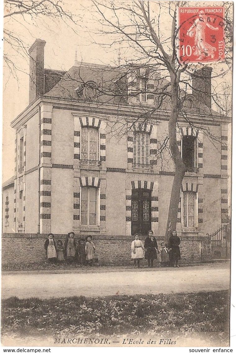 CPA Marchenoir L'Ecole Des Filles 41 Loir Et Cher - Marchenoir