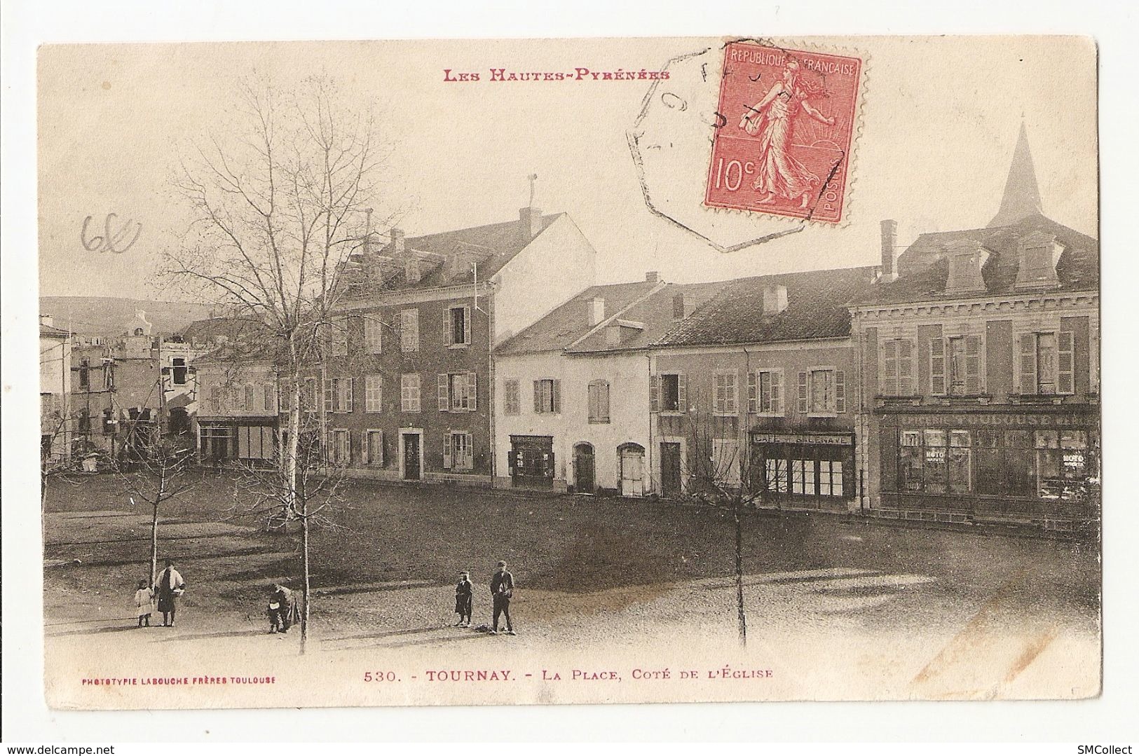 65 Tournay, La Place Côté église (1939) - Tournay