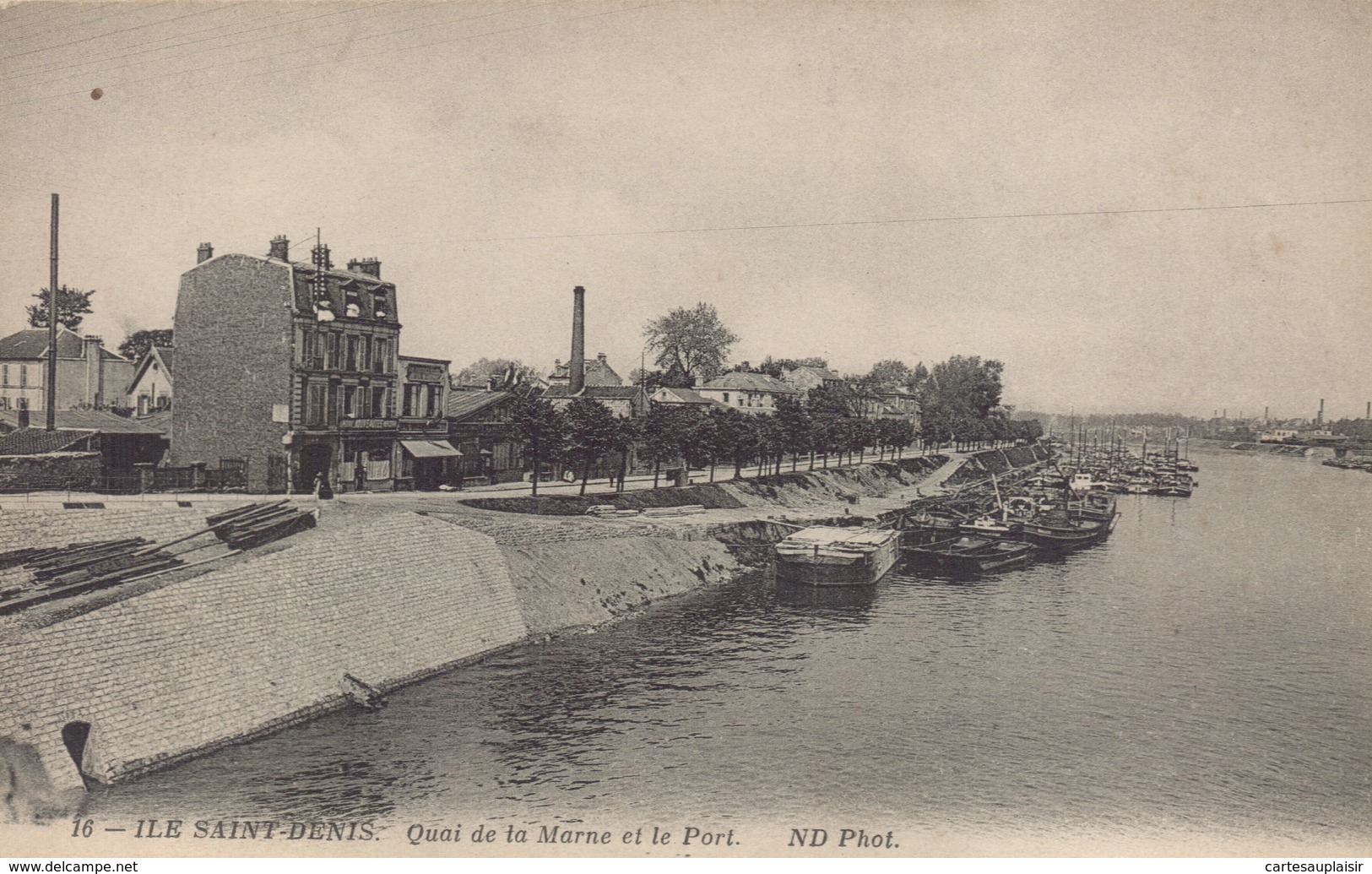 L'Ile Saint Denis : Quai De La Marne Et Le Port - L'Ile Saint Denis