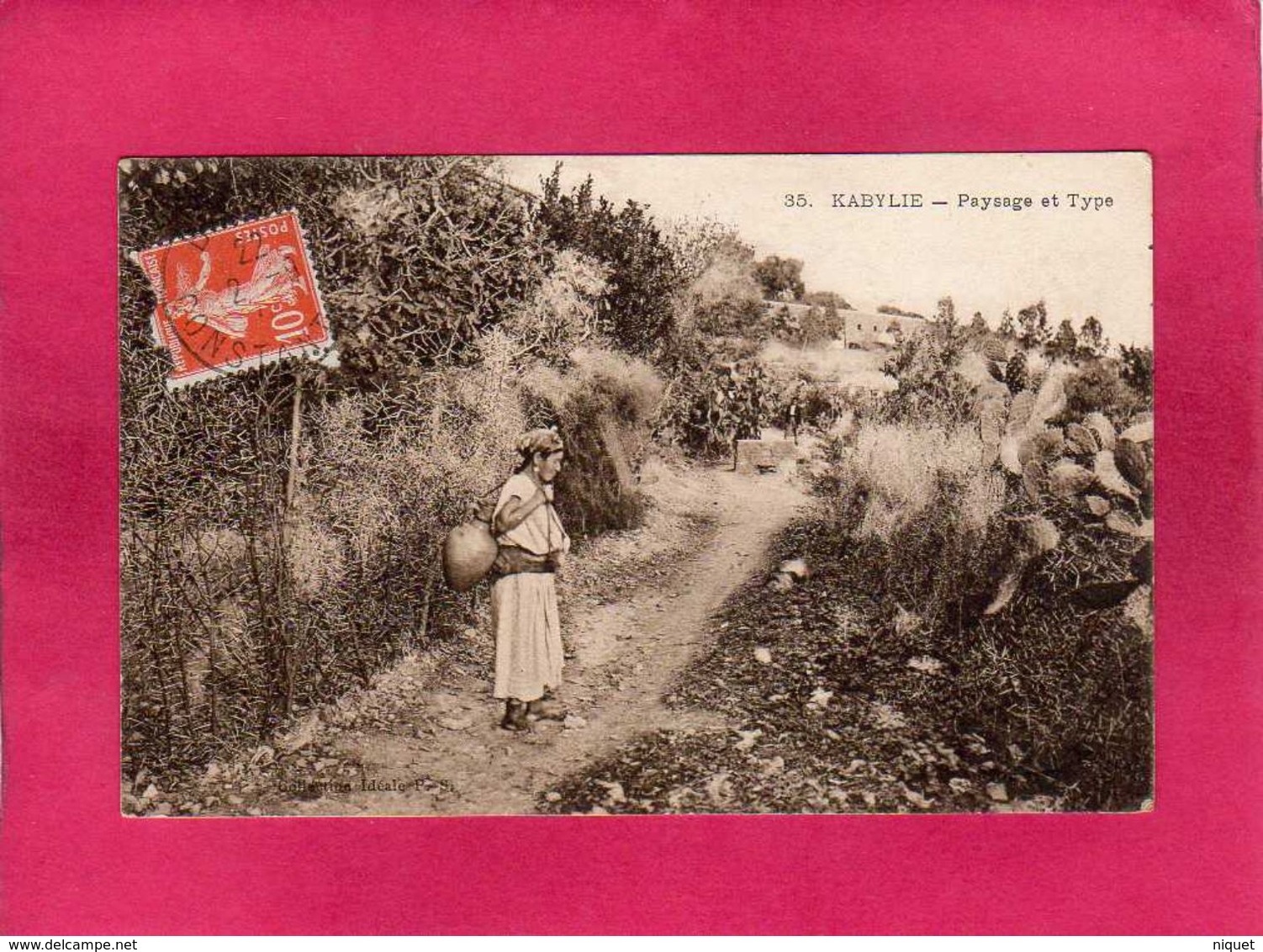 Algérie, Kabylie, Paysage Et Type, Animée, Porteuse D'eau, (Idéale P. S.) - Autres & Non Classés