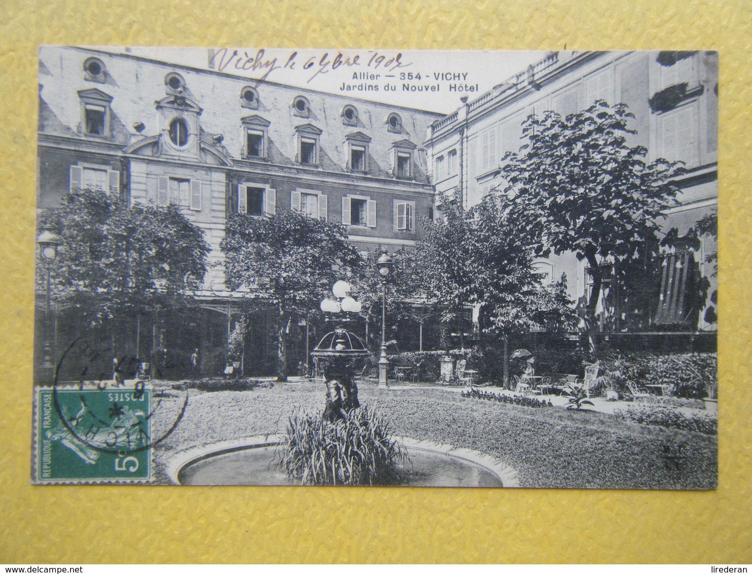 VICHY. Les Jardins Du Nouvel Hôtel. - Vichy