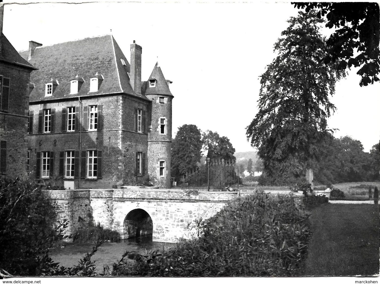 Braine-le-Château (1440) : Les Douves Et L'entrée Principale Du Château De Braine-le-Château. Photo Véritable. CPSM. - Braine-le-Chateau