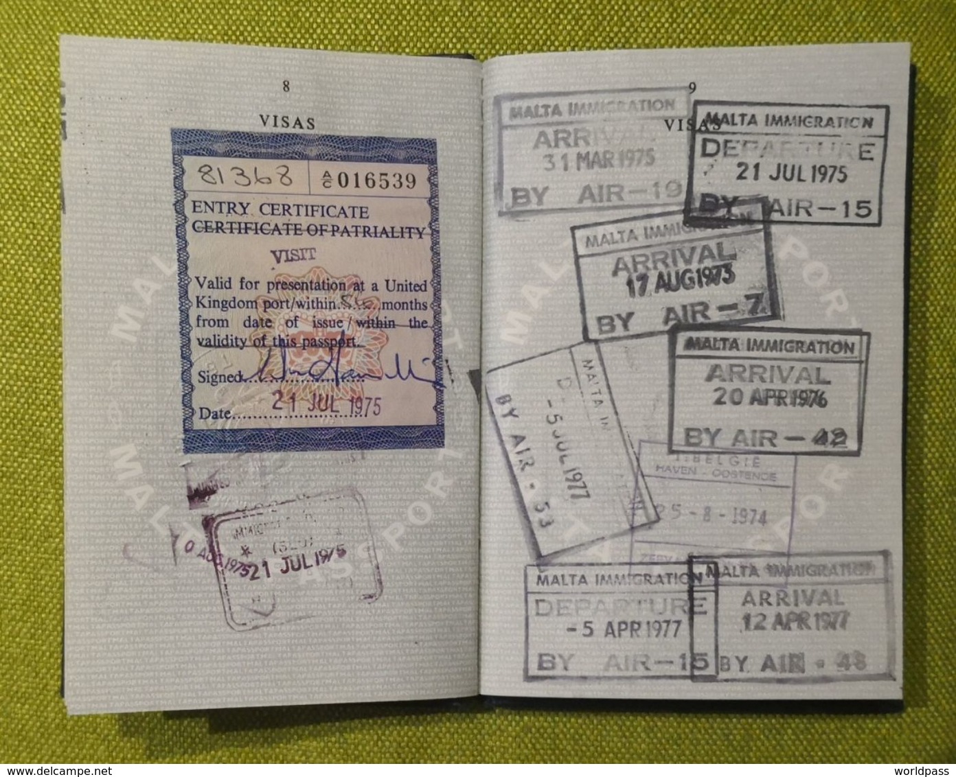 Malta 1973 passport / passeport / reisepass / pasaporte RARE