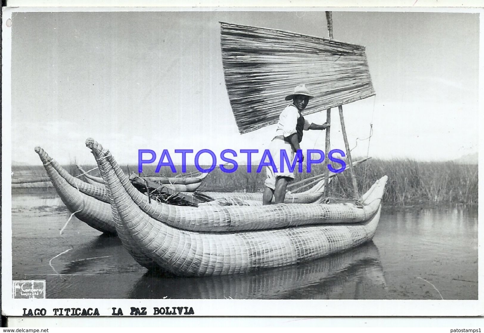 91899 BOLIVIA LA PAZ LAGO TITICACA COSTUMES CANOE IN MAN POSTAL POSTCARD - Bolivie