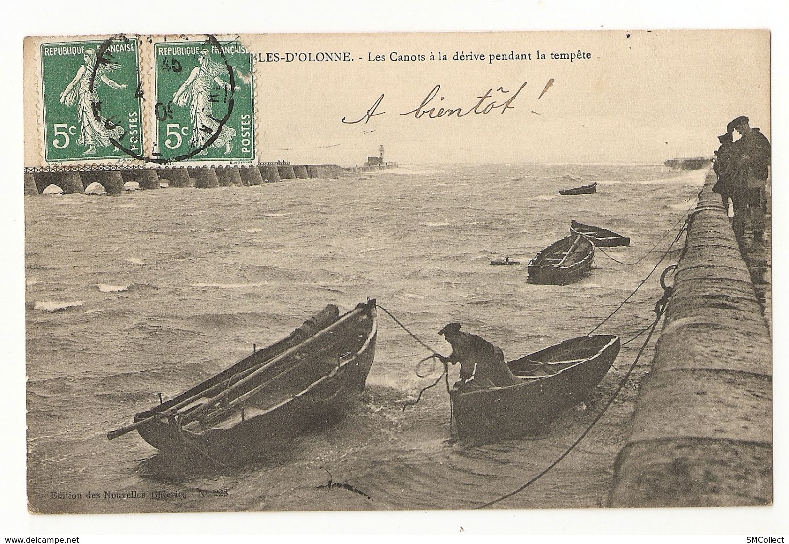 85 Sables D'Olonne, Canots à La Dérive Pendant La Tempête (076) - Sables D'Olonne