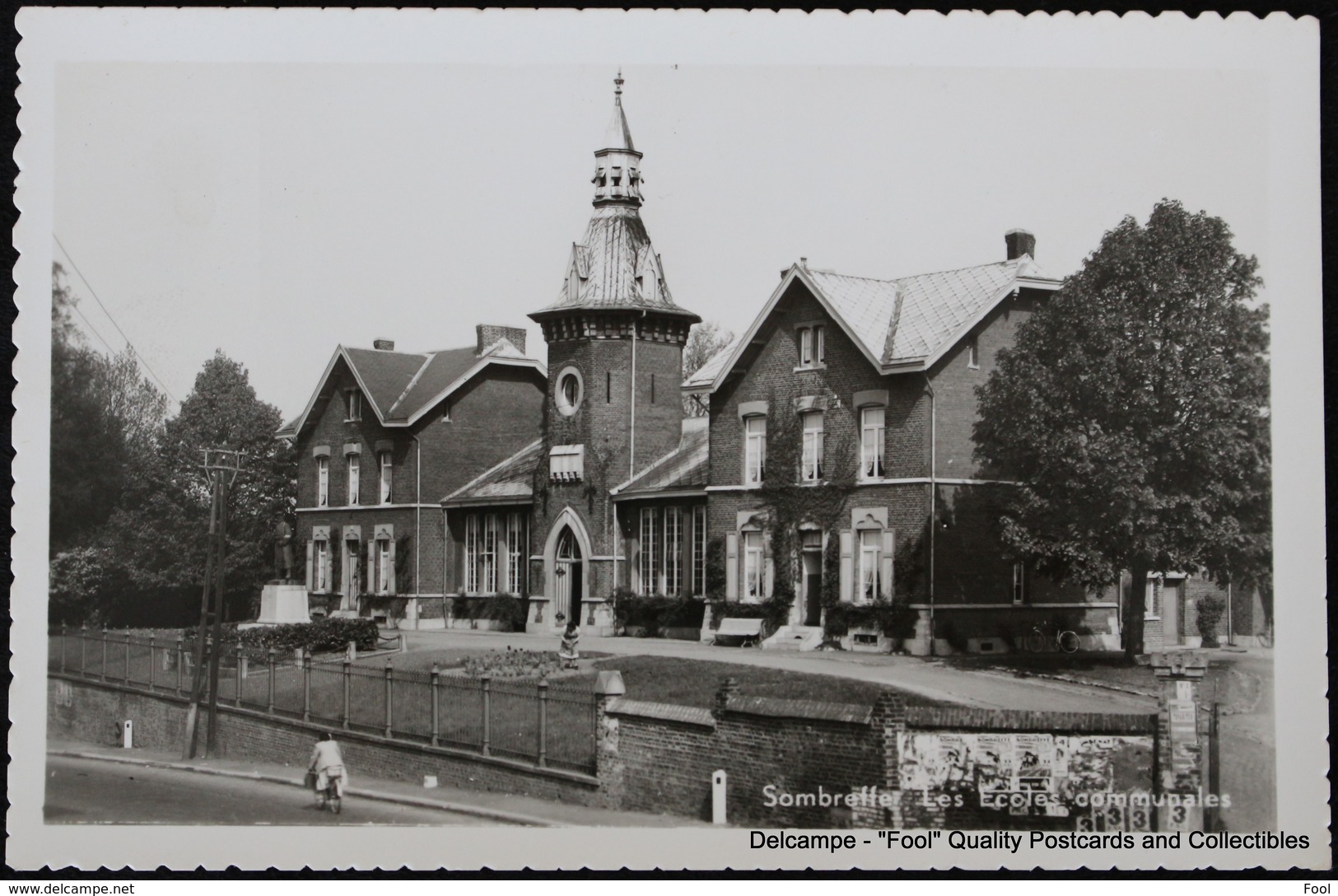 Sombreffe - Les écoles Communales - Sombreffe