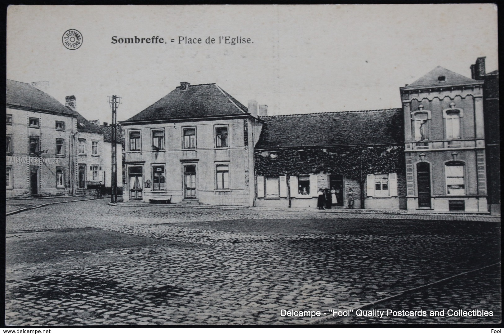 Sombreffe - Place De L'église - Sombreffe