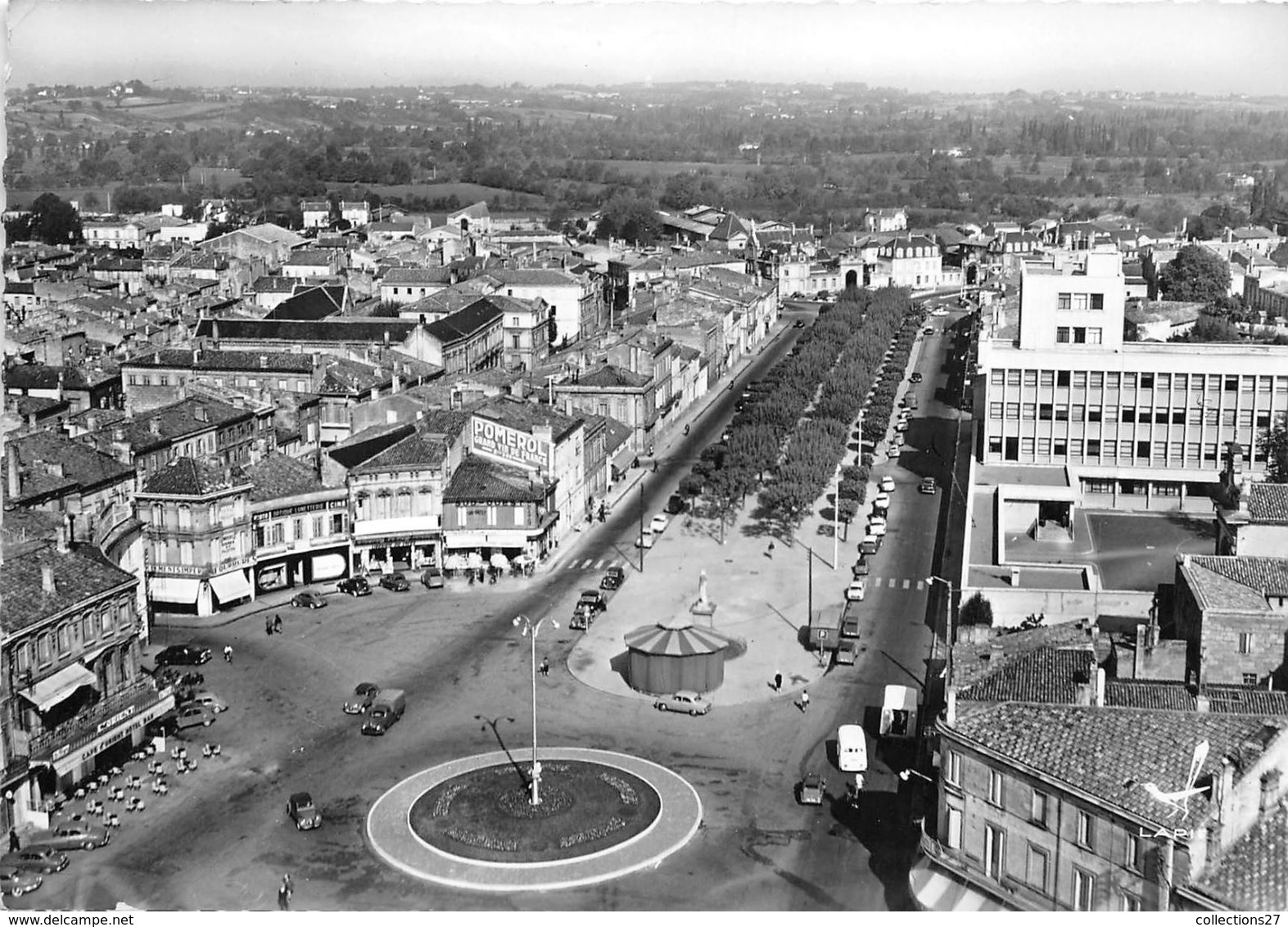 33-LIBOURNE- VUE DU CIEL PLACE DECAZES ET ALLEES DE LA REPUBLIQUE - Libourne