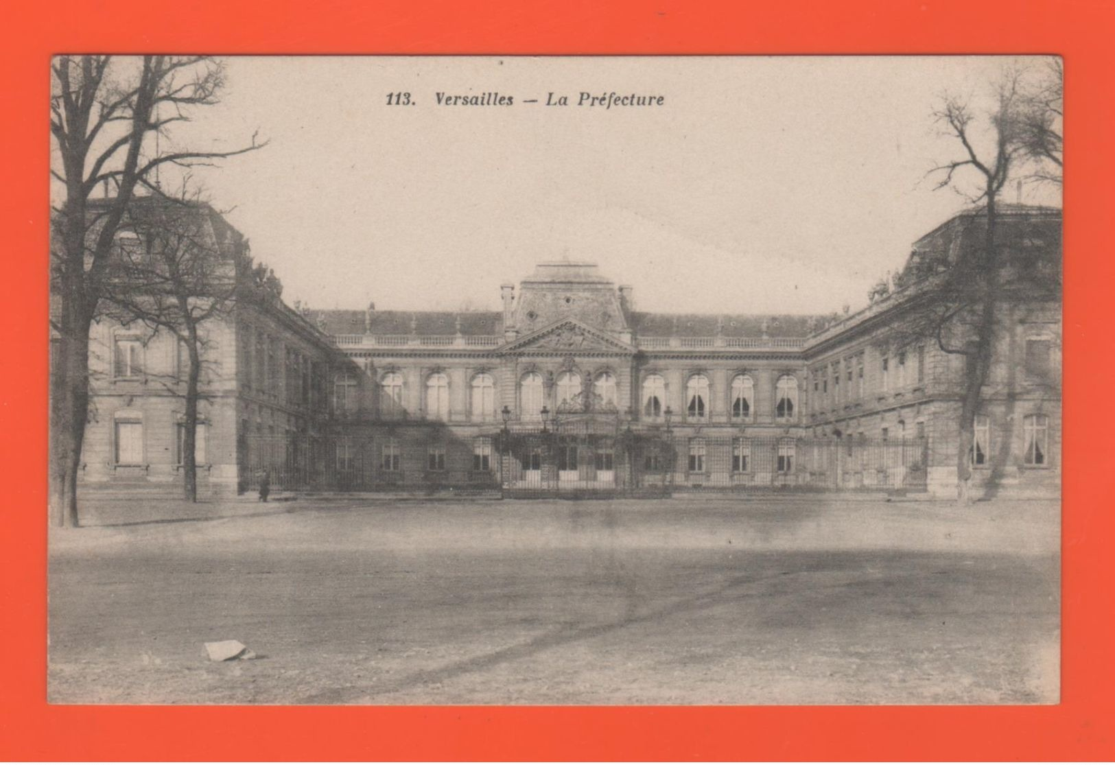 ET/174 LOT DE 37 CARTES DE VERSAILLES PALAIS TRIANON CASERNE HOPITAL MUSEE SQUARE EGLISE GARE  HOTEL NAPOLEON GALERIE