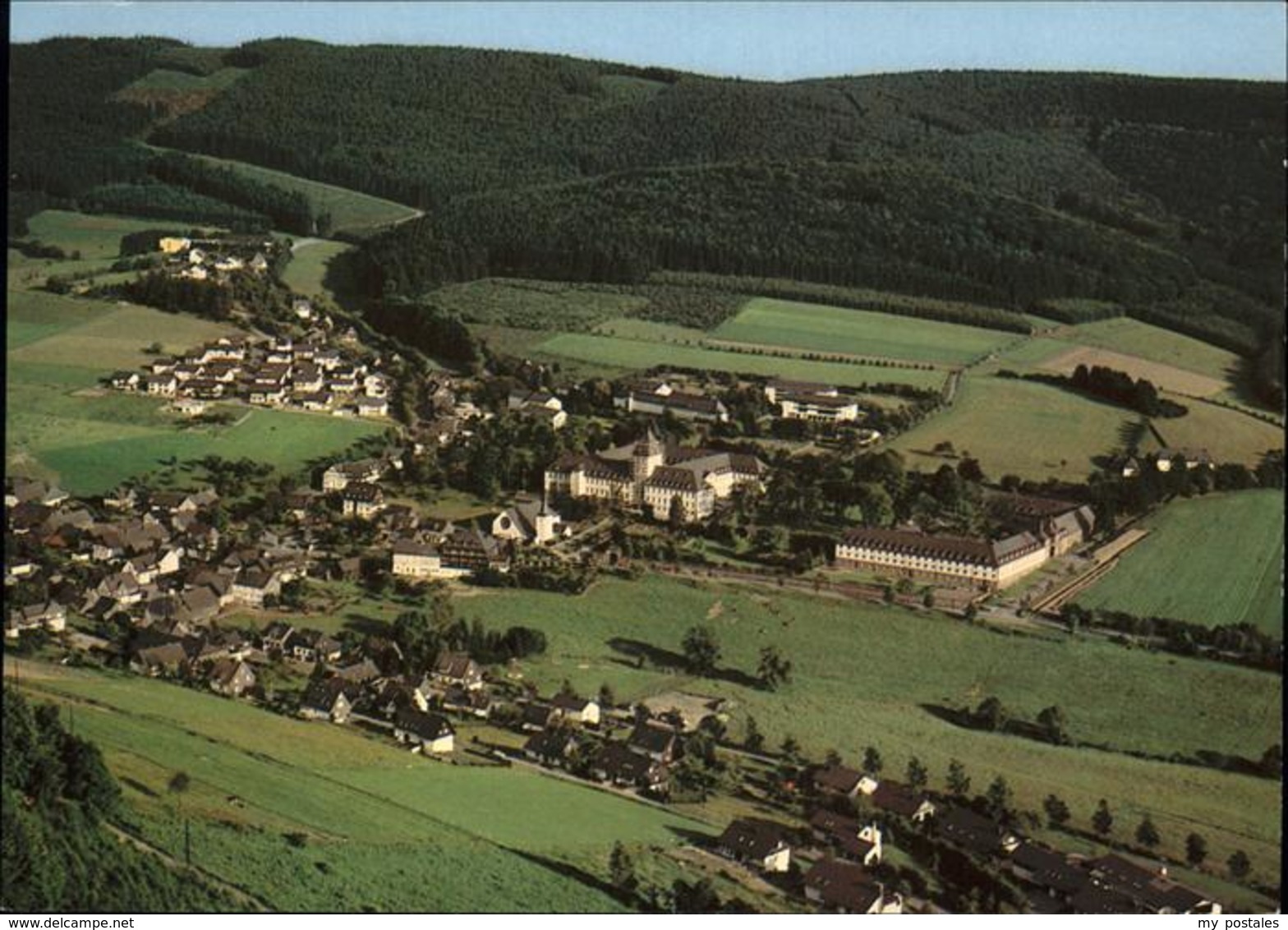 41273798 Grafschaft Sauerland Teilansicht Grafschaft Fachkrankenhaus Kloster Luf - Schmallenberg