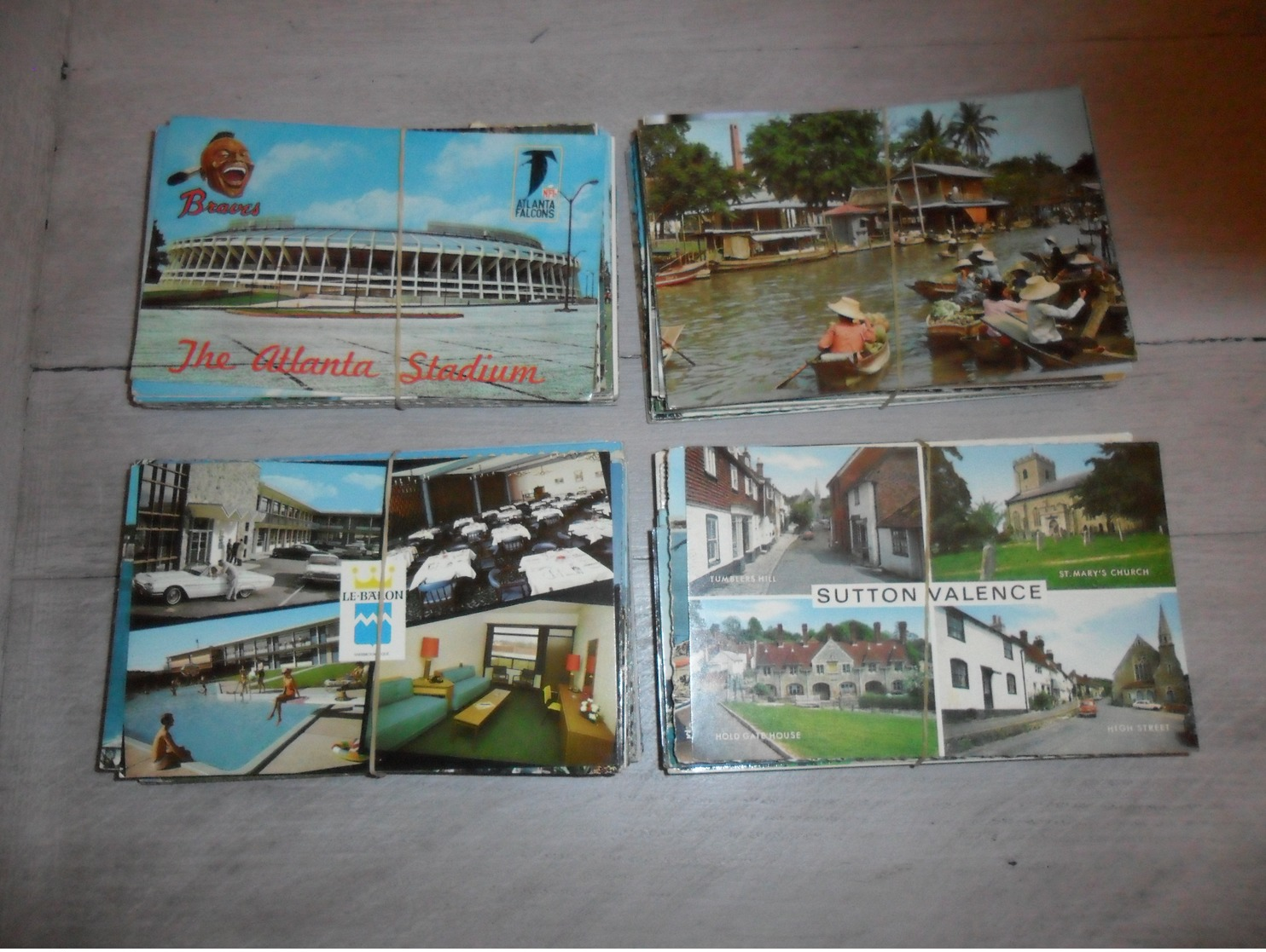 Grand Lot De 200 Cartes Postales Semi - Modernes Petit Format En Couleurs Du Monde    200 Gekleurde Kaarten Wereld Kl.f. - 100 - 499 Cartes