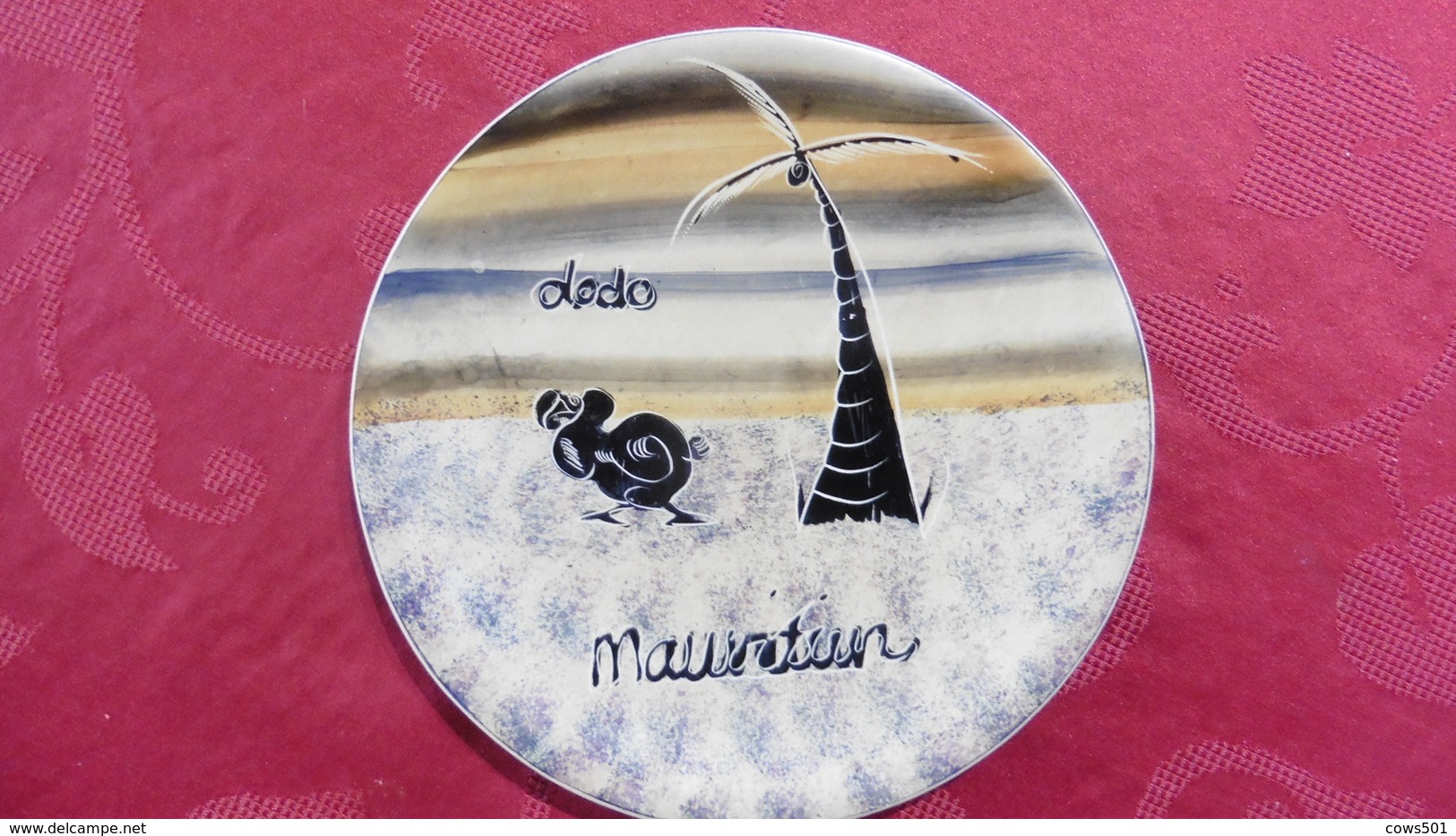Assiette  Murale De Décoration  Céramique : Mauritus :Le Dodo Diamètre 20 Cm - Assiettes